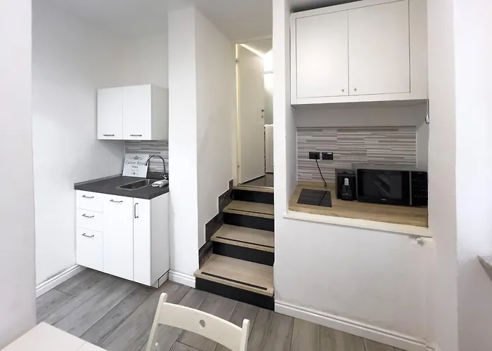 Casa Nina Seconda - *